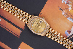 1990 Rolex Oyster Perpetual Day-Date "Smooth Bezel" 18208