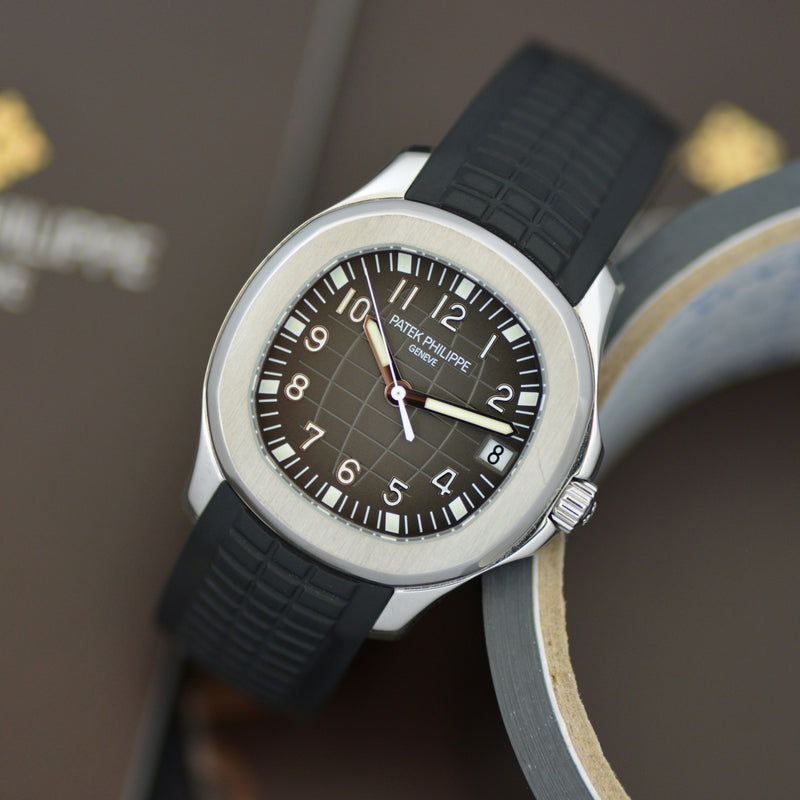 2008 Patek Philippe Aquanaut "Transitional" 5165 with extract